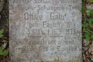 Płyta nagrobna Ottilie Gahr na cmentarzu cholerycznym w Łopatkach