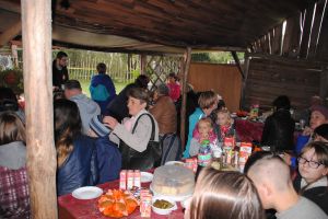 Piknik rodzinny w Myśliwcu9.JPG