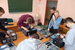 11. Zajęcia z doradztwa zawodowego organizowane dla uczniów szkół podstawowych