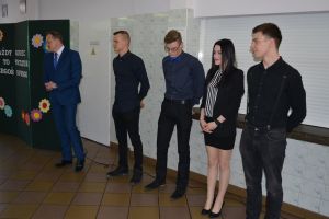 ABSOLWENCIzm201957.jpg