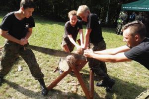 9. Zawody dla klas mundurowych