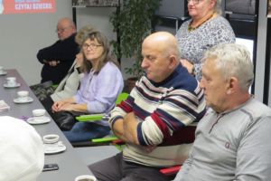 1. Rodziny zastępcze w bibliotece