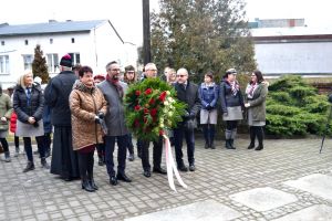 1. 100. ROCZNICA POWROTU WĄBRZEŹNA I ZIEM POWIATU DO MACIERZY