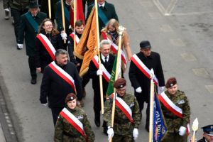 11. 100. ROCZNICA POWROTU WĄBRZEŹNA I ZIEM POWIATU DO MACIERZY