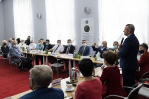 Ministerstwo Rodziny i Polityki Społecznej konsultuje w Bydgoszczy projekt Strategii Demograficznej 2040