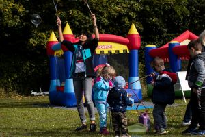 zdjęcia z IX Integracyjny Piknik Rodzinny „Być z rodziną”