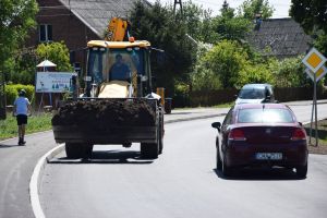 DOBIEGA KONCA PRZEBUDOWA DROGI CZAPLE RYŃSK