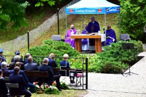 UROCZYSTA MSZA W BRUDZAWKACH (16)