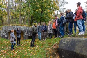 UCZNIOWIE ZSO POZNALI HISTORIE GRUDZ (6)