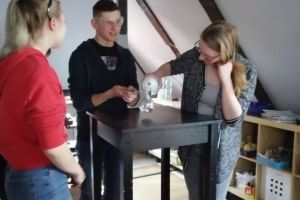 Uczniowie ZSO w "Centrum Chemii w Małej Skali" (9)
