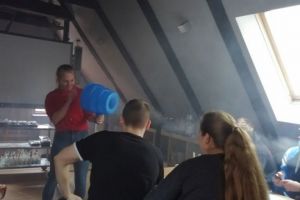 Uczniowie ZSO w "Centrum Chemii w Małej Skali" (12)