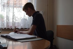 Uczniowie odbywający wakacyjny staż zawodowy (1)