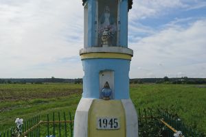 Kapliczka Matki Boskiej w Wielkim Pułkowie