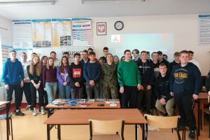 Wizyta wojskowych w Zespole Szkół w Wąbrzeźnie (3)
