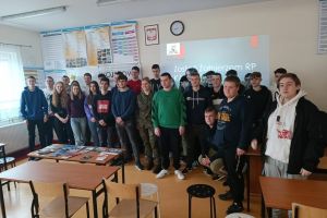 Wizyta wojskowych w Zespole Szkół w Wąbrzeźnie (7)