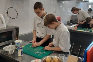 Konkurs na najlepszą potrawę z ziemniaka w ZS w Wąbrzeźnie (9)