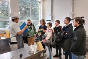 Goście ze szkół podstawowych w Zespole Szkół (10)
