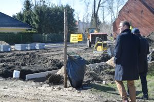 Stan budowy boisk przyszkolnych na dzień 29 marca (2)