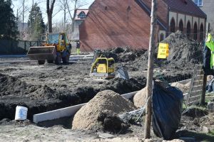 Stan budowy boisk przyszkolnych na dzień 29 marca (6)