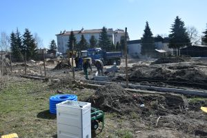 Stan budowy boisk przyszkolnych na dzień 29 marca (12)