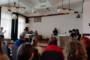 Uczestnicy debaty oksfordzkiej w Wąbrzeskim Domu Kultury (2)