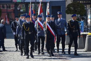 Uczestnicy obchodów narodowego swieta 3 maja (8)