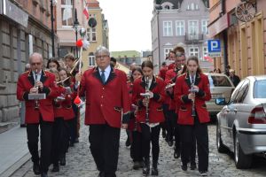 Uczestnicy obchodów narodowego swieta 3 maja (52)