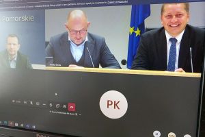 Zrzut ekranu ze spotkania zdalnego marszałka województwa