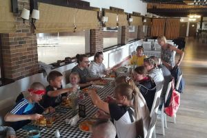 Wychowankowie Placówki Opiekuńczo-Wychowawczej w Książkach na wakacjach (6)