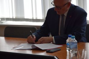 podpisanie umowy (1)