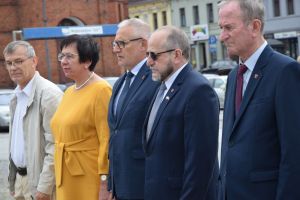 składanie kwiatów 1 września (6)