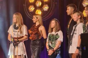pokaz mody z udziałem naszych uczniów (4)