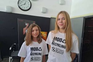 pokaz mody z udziałem naszych uczniów (7)
