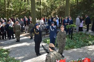 Msza święta przy pomniku w łopatkach (9)