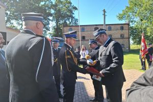 Uroczyste przekazanie sprzętu w Kurkocinie (11)