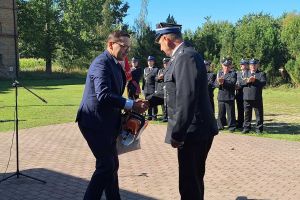 Uroczyste przekazanie sprzętu w Kurkocinie (14)