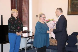 Wąbrzeźno. Aleksandra Kurek przeszła na emeryturę, Małgorzata Grzybek nowym dyrektorem MiPBP. Uroczystość w UM,8.11.2023 r.3