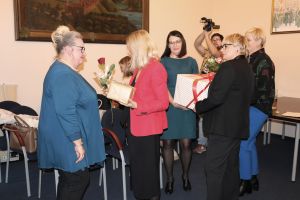 Wąbrzeźno. Aleksandra Kurek przeszła na emeryturę, Małgorzata Grzybek nowym dyrektorem MiPBP. Uroczystość w UM,8.11.2023 r.19