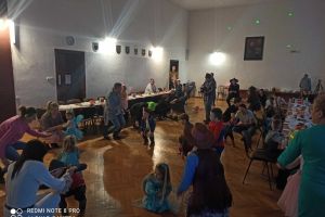 Zdjęcie z balu karnawałowego.