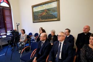 Uroczysta sesja Rady Miasta - nadanie parkowi przy Górze Zamkowej nazwy - Park pamięci Jana Różyckiego (2)