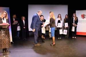 Gala wręczenia nagród dla laureatów konkursu pn. Oni tworzyli naszą historię (7)
