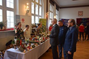 Kiermasz Świąteczny w SP (11)