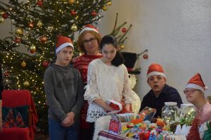 Kiermasz Świąteczny w SP (74)