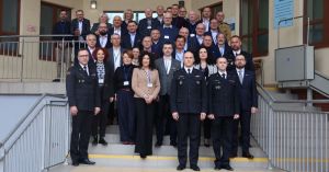 Uczestnicy Wyższego Kursu Ochrony Ludności  w Akademii Pożarniczej w Warszawie.