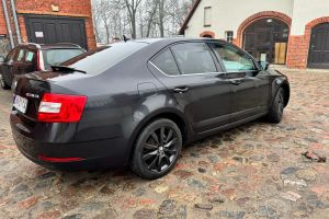 Samochód osobowy marki Skoda Octavia III 1.5 TSI MR`18 E6.