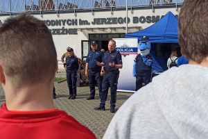 Piknik Mundurowy na boisku "Malta" w Wąbrzeźnie