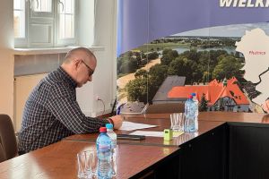 Podpisanie umowy na przebudowę drogi powiatowej nr 1701C Działowo - Stanisławki.