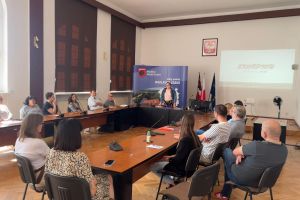 Próbna ewakuacja w Starostwie Powiatowym w Wąbrzeźnie