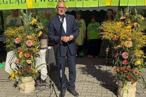 Piknik Rodzinny i Przegląd Twórczości Osób Niepełnosprawnych "Razem w rutmie szczęścia" w DPS w Wąbrzeźnie