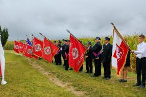 Uroczystość patriotyczno-religijna pod Pomnikiem Pomordowanych w Kurkocinie